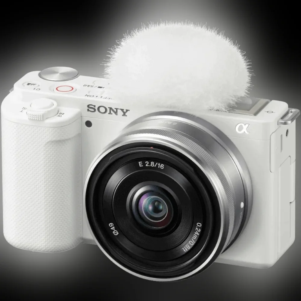 BRAND NEW Sony ZV-E10 Mirrorless camera (NO LENS)